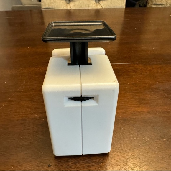 Small Plastic Kitchen Scale Vintage - Picture 12 of 14